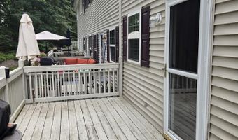 56 W Aspen Way, Aberdeen, NJ 07747