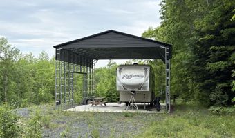 22 Monument Rd, Abbot, ME 04406