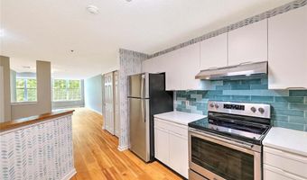 2 School St 334, Lincoln, RI 02802