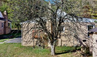 7886 State Highway 3, Alderson, WV 24910