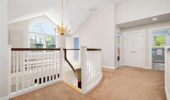 825 Woonsocket Hill Rd, North Smithfield, RI 02896