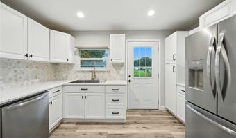 203 HERBERT St, Auburndale, FL 33823