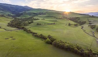 1650 E Nevada St, Ashland, OR 97520