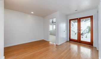 862 HOOLAULEA St, Hilo, HI 96720