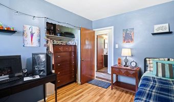 121 DOBBS Ave, Bellmawr, NJ 08031