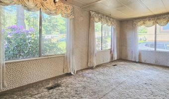 16427 VISTA HILLS Dr 17, Brookings, OR 97415