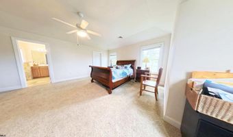 203 Cynwyd Dr, Absecon, NJ 08201