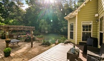 283 Creekside Dr, Arnoldsville, GA 30619