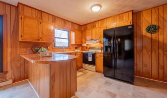 377 Old Dominion Rd, Ararat, VA 24053