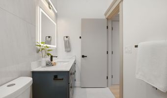 1712 Schiller St, Alameda, CA 94501