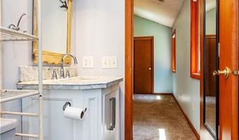 173 Whaley Hollow Rd, Coventry, RI 02891