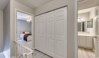 1210 Wicklow Rd A, Ballwin, MO 63021