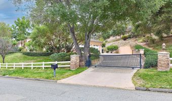 1691 Tecalote Dr, Fallbrook, CA 92028