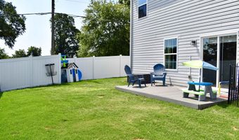 1953 Landrow Ln, Boiling Springs, SC 29316