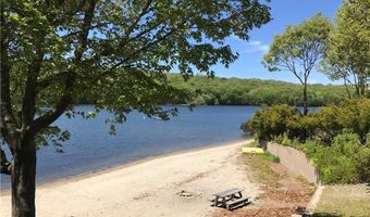 35 Bow Run, Narragansett, RI 02874