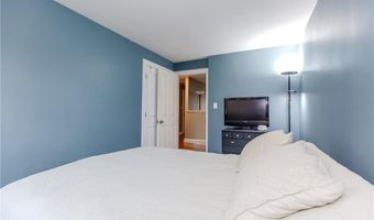 33 Rosewood Ln, Cumberland, RI 02864