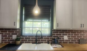 226 6th St SW, Arab, AL 35016