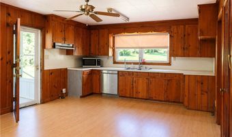 1318 S Main St, Abbeville, SC 29620