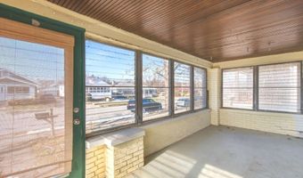 81 N 8th Ave, Beech Grove, IN 46107