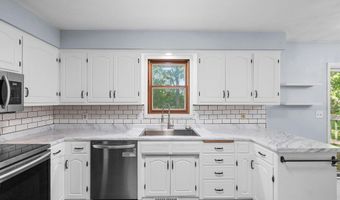 89 HILLOCK Ct, Appleton, WI 54914