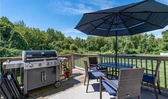 59 Camden Ln, Cranston, RI 02921