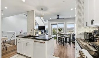 317 Arcaro Ln, Solana Beach, CA 92075