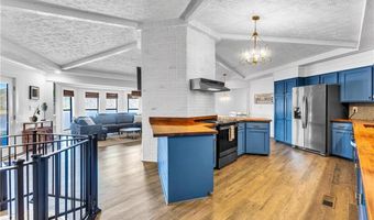 5 RIVERWOOD Ln, Alexander City, AL 35010
