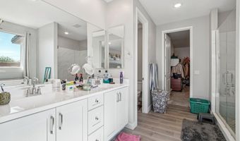 12018 W LUXTON Ln, Avondale, AZ 85323