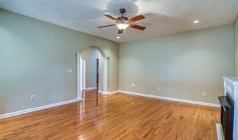 18525 Connie Sue Ct, Abingdon, VA 24211