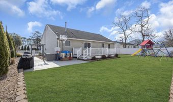 1400 Mizzen Ave, Beachwood, NJ 08722