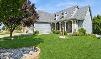 221 19th St SW, Altoona, IA 50009