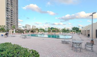 20301 W Country Club Dr 930, Aventura, FL 33180