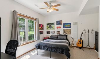 505 NE 21st St, Ankeny, IA 50021