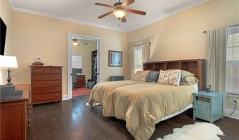 657 BANBURY St, Auburn, AL 36830