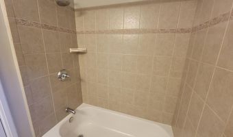 4903 30TH St S B2, Arlington, VA 22206