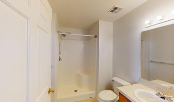 2795 S Knightsbridge Cir, Ann Arbor, MI 48105