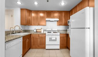 580 W Main St 318, Alhambra, CA 91801
