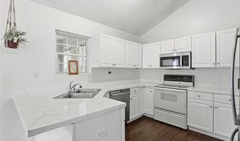 156 Kensington Way, Aberdeen, NC 28315