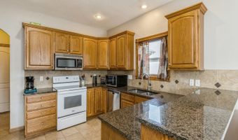 1737 Ashwood Dr SW, Altoona, IA 50009