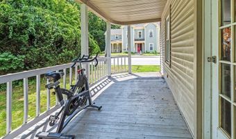 82 Main St, Blackstone, MA 01504