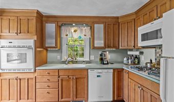 19 Cynthia Dr, Coventry, RI 02816