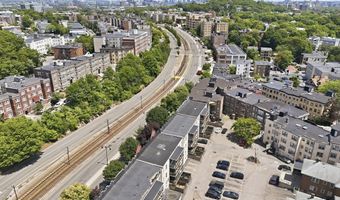 1722 Commonwealth Ave 1, Boston, MA 02135