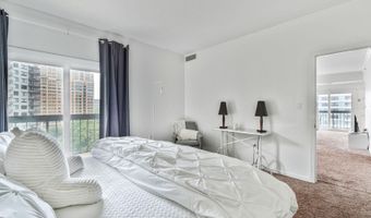 1211 S EADS St 810, Arlington, VA 22202