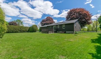629 River Rd, Agawam, MA 01001