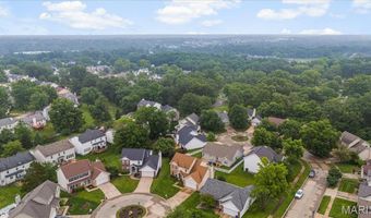 208 Kylewood Ct, Ballwin, MO 63021