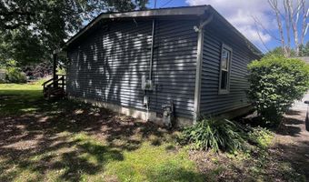351 Center St, Algonac, MI 48001