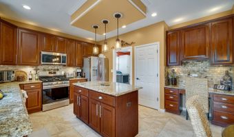 7 ROCK RIVER Ct, Algonquin, IL 60102