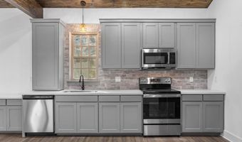 905 N 17th St, Baton Rouge, LA 70802