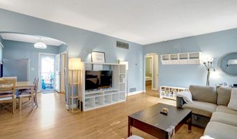 1404 N ROOSEVELT St N, Arlington, VA 22205