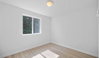 900 SW 22ND Ave, Battle Ground, WA 98604